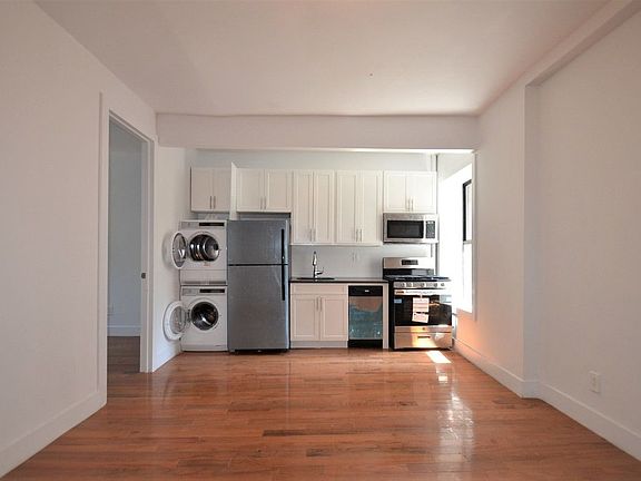 5th image of 452 W 164th St APT 32