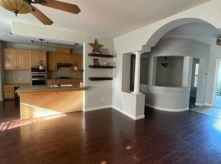 3100 Bromley Way, Bakersfield, CA