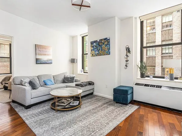 1 Wall Street Court image 1 of 14