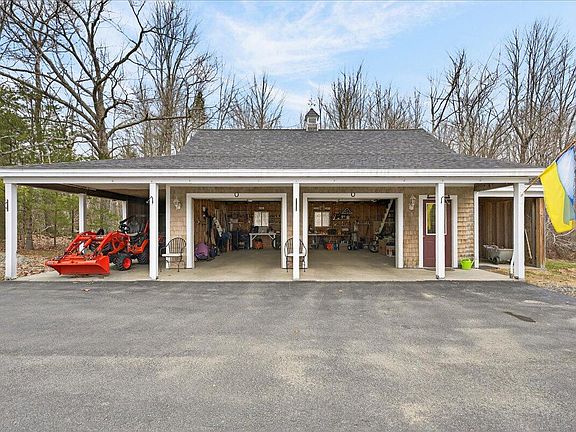 5th image of 58 Bicknell Road