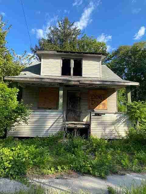 6356 Ellsworth