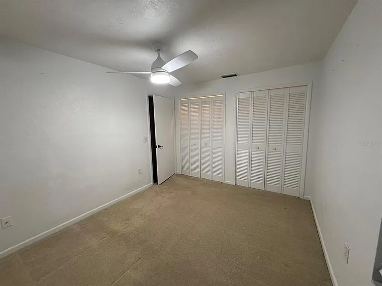 21204 Sandalwood Dr #21204 — Photo 25