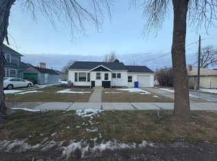 758 Pine St, Dawson, MN 56232