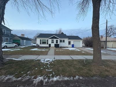 758 Pine St, Dawson, MN, 56232