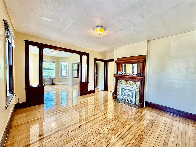 2 Shirley St #2 — Photo 3