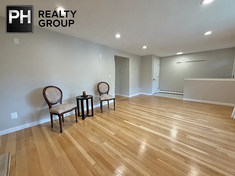 39-41 Townly Rd #1 — Photo 4