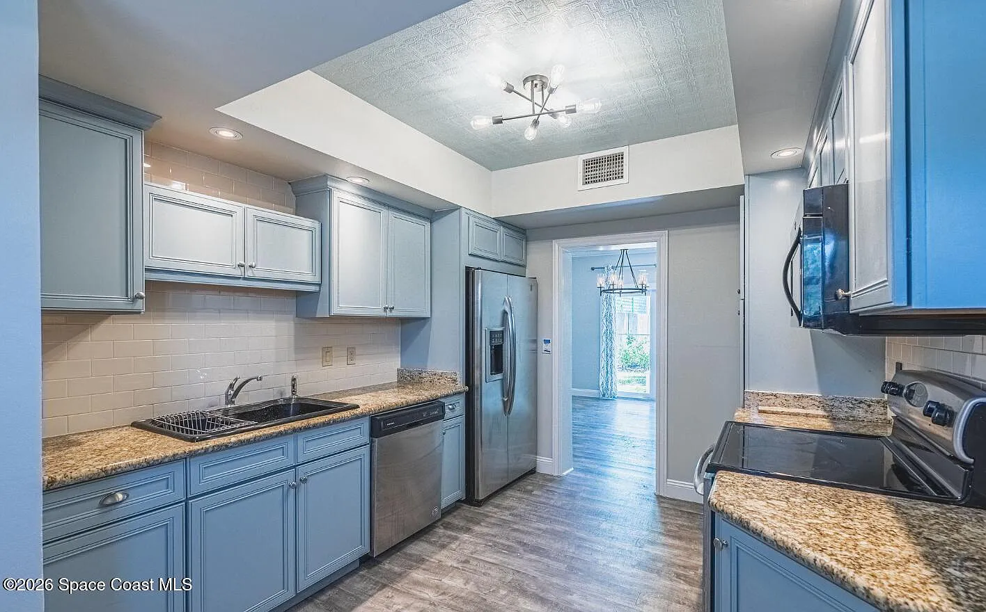 4 bed, 3.0 bath, 3034 sqft, $3,500 — Photo 3