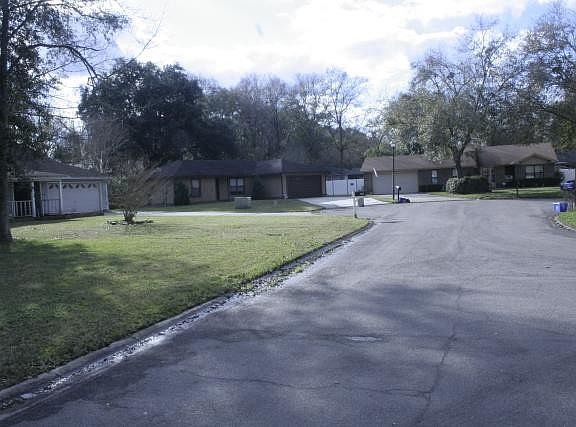 3rd image of 8431 Santana Ct