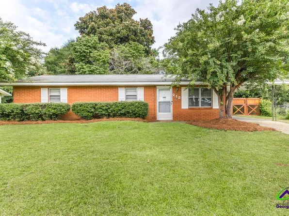 213 Debra Dr, Warner Robins, GA 31088