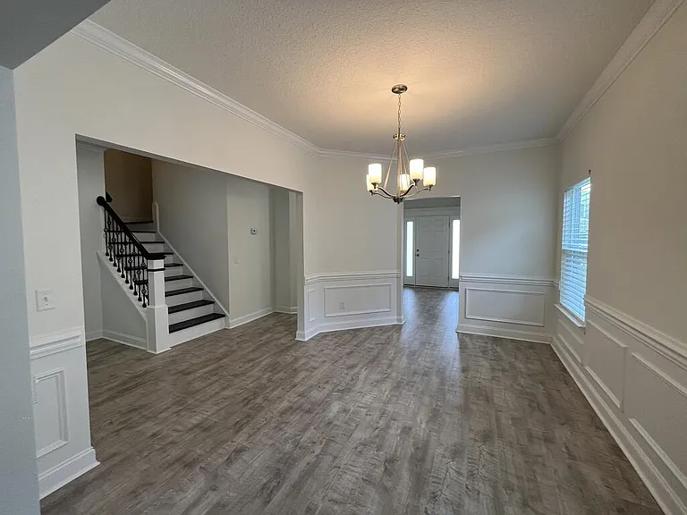 679 Fairview Cir — Photo 6