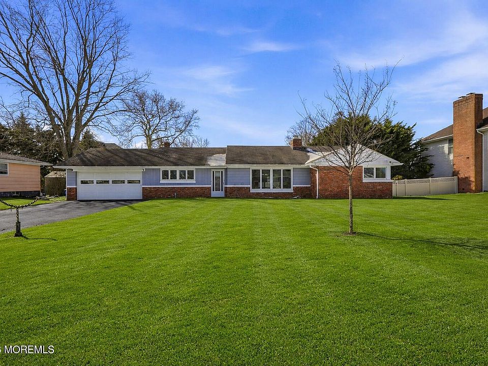 1st image of 294 Brighton Avenue