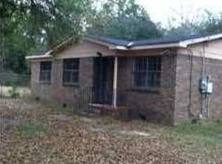 2900 Summit Dr E, Mobile, AL 36618