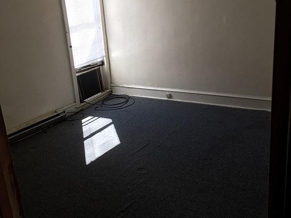 5th image of 6899 Elmwood Ave Floor 2