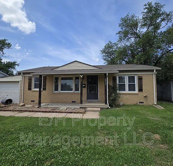 2316 W Wildwood Rd — Photo 1