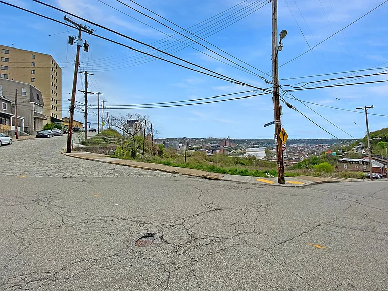 32 Wyoming St E #1 — Photo 12
