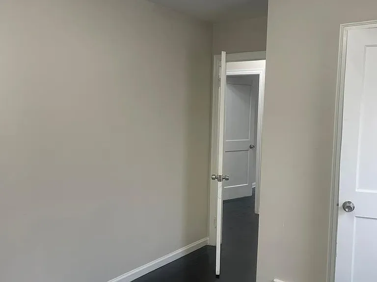 Detroit Luxury Living Apartments — Photo 31