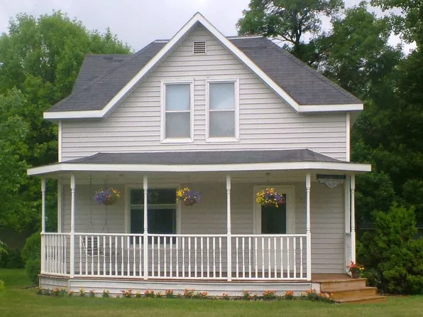 719 5th St, Hawley, MN 56549