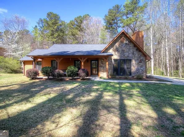 440 Anthony Dr, Tyrone, GA 30290