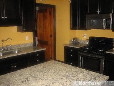 4th image of 2222 Johnson St NE