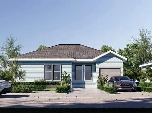 704 Avenue I, Conroe, TX 77301