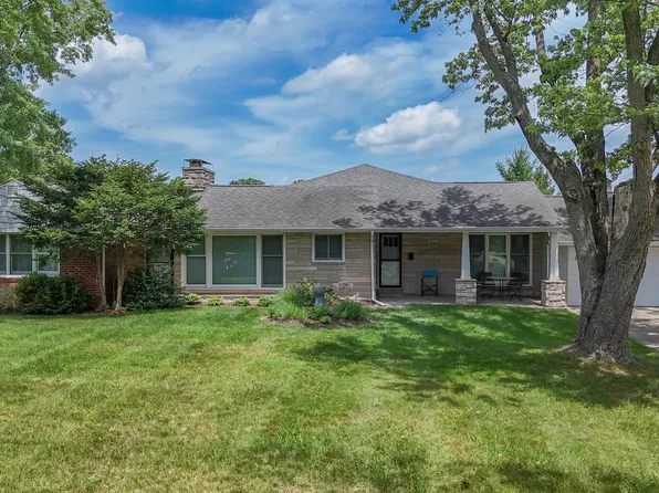 26794 Dutch Settlement St, Dowagiac, MI 49047