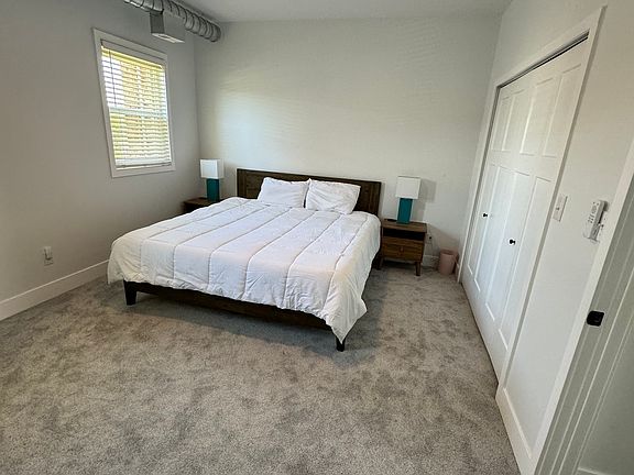 2nd Bedroom with King bed