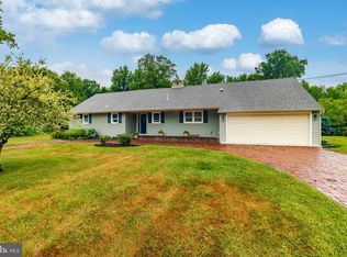 237 Elm Ave, Woodbury Heights, NJ