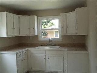 2nd image of 1600 S 44th St