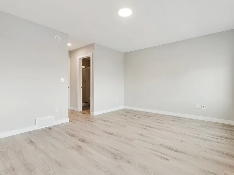 9823 154th St NW — Photo 10