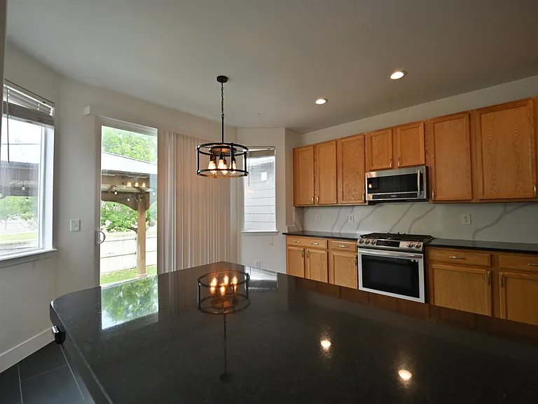 11863 E 118th Pl — Photo 6