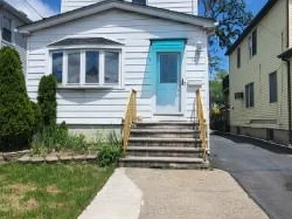 122 Woodland Ave, Little Ferry, NJ 07643