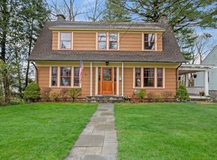 59 Woodlawn Ave, Naugatuck, CT 06770