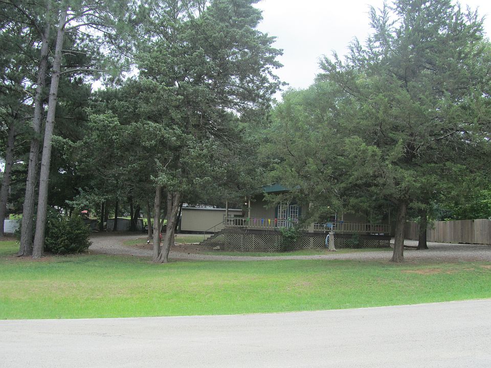 1st image of 15918 Cedar Bay Dr