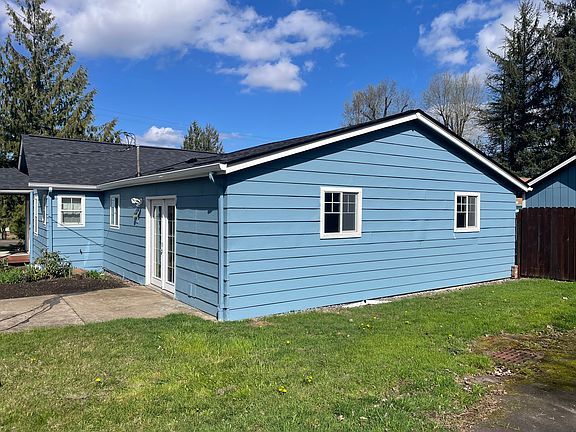 2nd image of 3208 Hulsey Ave SE