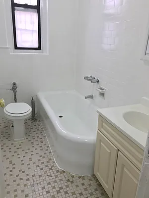 Rented by BRICK & GALO REALTY CORP | media 9