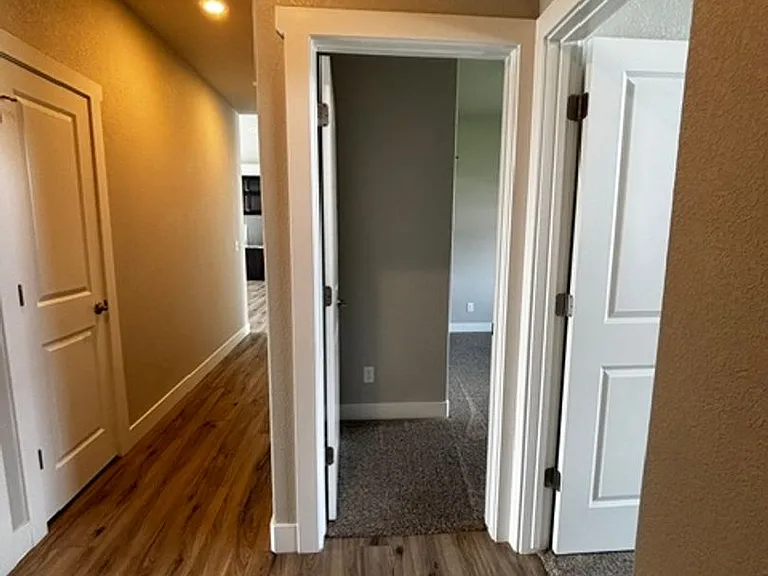5505 Opal Dr — Photo 36