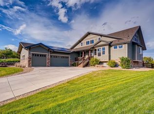 25054 E Glasgow Dr, Aurora, CO 80016