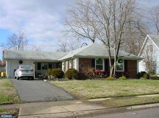 9 Hancock Ln, Willingboro, NJ 08046