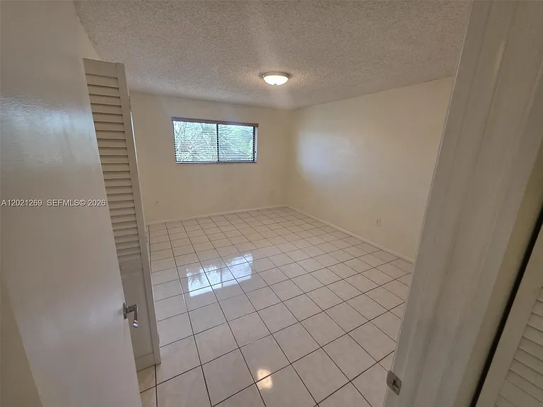 5560 W 21st Ct #308 — Photo 23