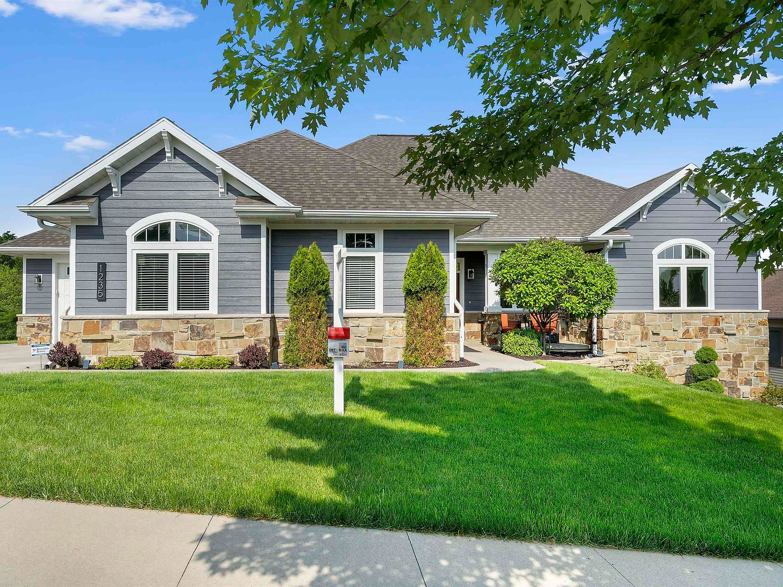 1235 Heather Gln, Dubuque, IA 52003 Zillow