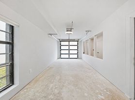 The Duke | 2121 Ward Place NW | Luxury Residences