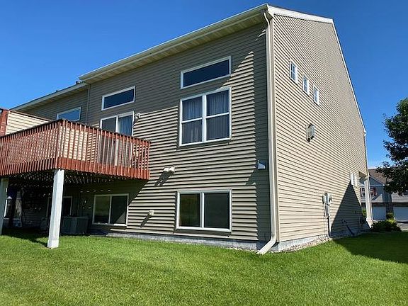 2nd image of 2954 18th Ave E