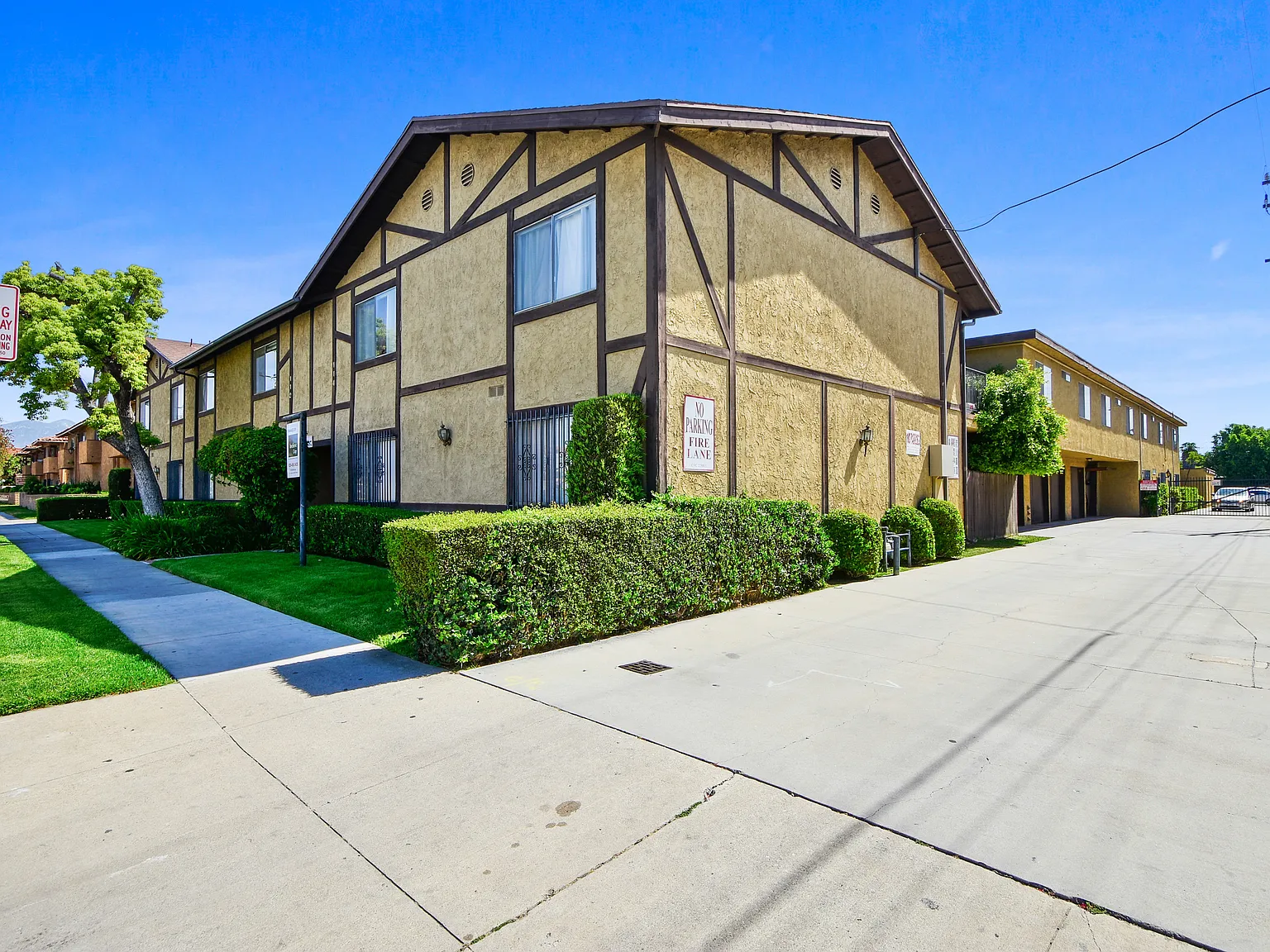 Nicholson Gardens — Photo 2