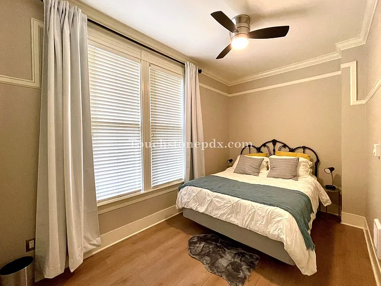 2225 NW Wilson St — Photo 23