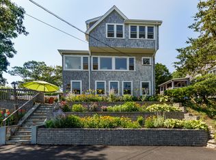 127 Lake Elizabeth Dr, Centerville, MA 02632