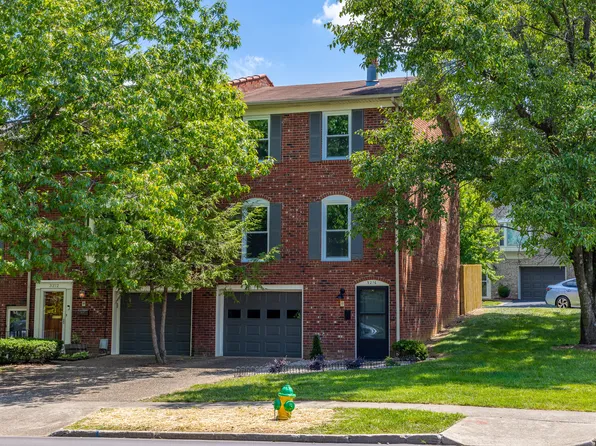 3216 Kirklevington Dr, Lexington, KY 40517