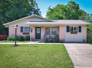 6624 Avalon Dr, Watauga, TX 76148