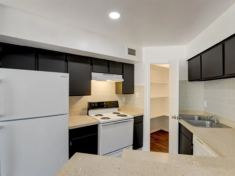 7200 W T C Jester Blvd #904 — Photo 20
