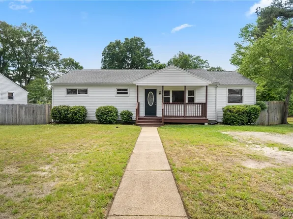 2222 Bishop St, Petersburg, VA 23805