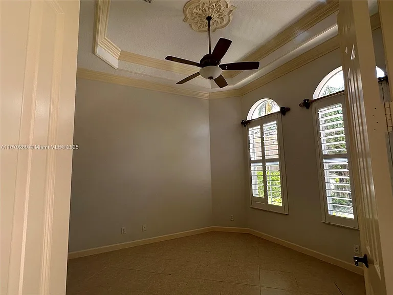138 Tranquilla Dr — Photo 9